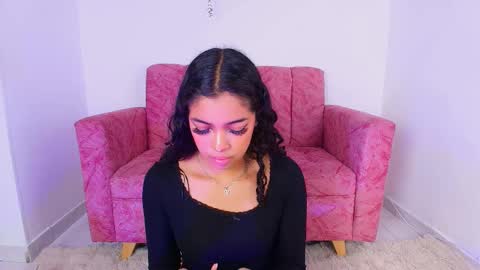 Sara Jhonson  online show from 11, 9, 2025