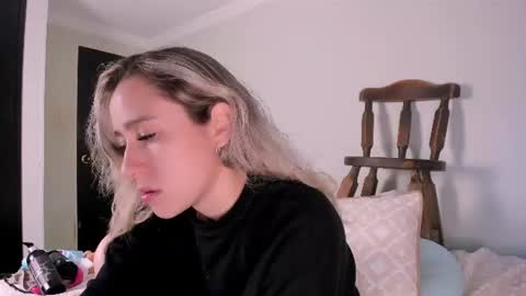 sara_kaii online show from 12, 6, 2026