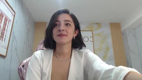 Sara  online show from 22, 9, 2025