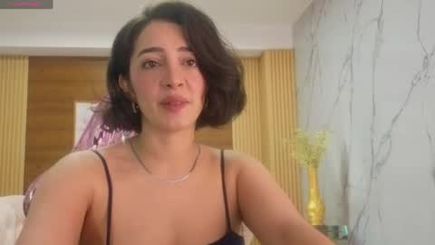 Snapshot of sara_lopez_s chatting on 19, 5, 2026 Sara online show from 19, 5, 2026