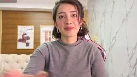 Snapshot of sara_lopez_s chatting on 25, 5, 2026 Sara online show from 25, 5, 2026
