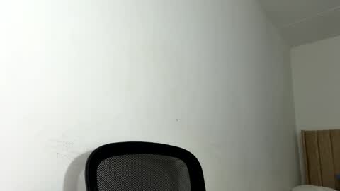 Snapshot of sara_muscle chatting on 26, 11, 2025 Sara online show from 26, 11, 2025