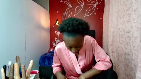 Snapshot of sara_naugty chatting on 7, 2, 2025 S A R A online show from 7, 2, 2025