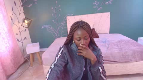 Snapshot of sara_naugty chatting on 27, 2, 2025 S A R A online show from 27, 2, 2025