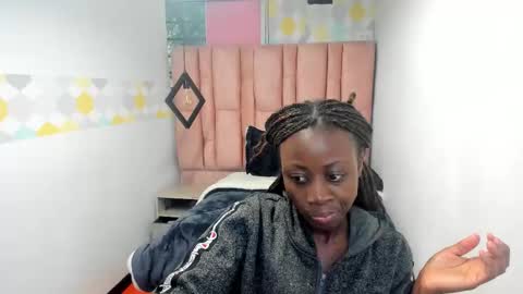 Snapshot of sara_naugty chatting on 29, 9, 2025 S A R A online show from 29, 9, 2025