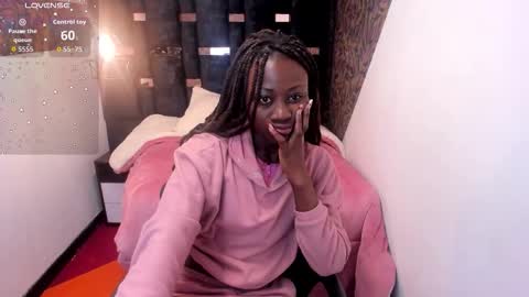 Snapshot of sara_naugty chatting on 7, 11, 2025 S A R A online show from 7, 11, 2025