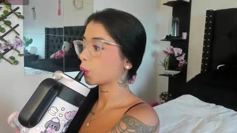 sara_ramirez0 online show from 20, 3, 2026