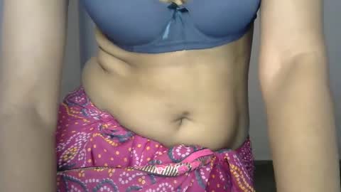 Snapshot of sara_shrma chatting on 28, 12, 2024 sara online show from 28, 12, 2024