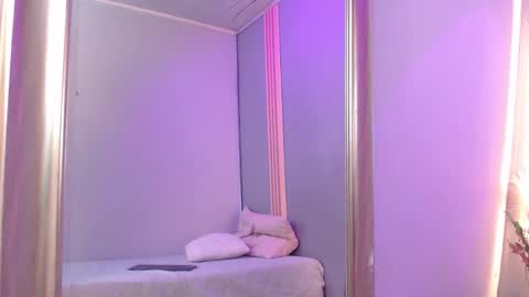 sara_slim_ online show from 21, 10, 2025