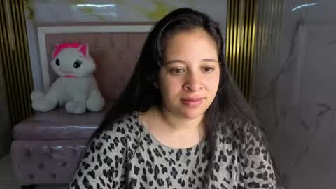 Sara T. online show from 28, 5, 2026