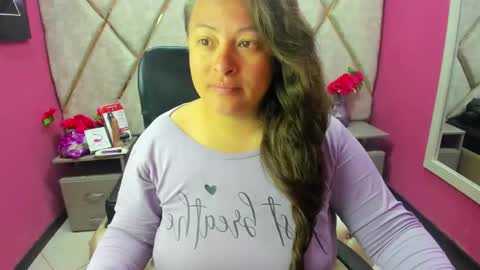 sara_thonson_ online show from 16, 4, 2026