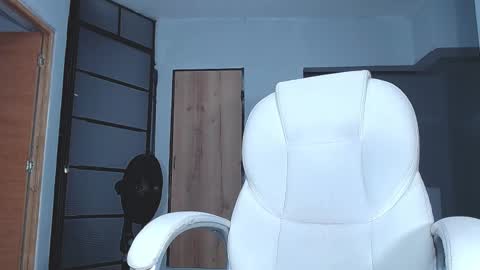 Snapshot of sara_y_rauw chatting on 15, 2, 2025 Sara online show from 15, 2, 2025