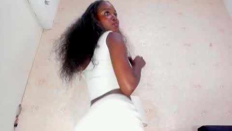 Snapshot of saraacollinss chatting on 29, 9, 2025 saraacollinss online show from 29, 9, 2025