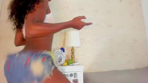 Snapshot of saraacollinss chatting on 15, 11, 2025 saraacollinss online show from 15, 11, 2025