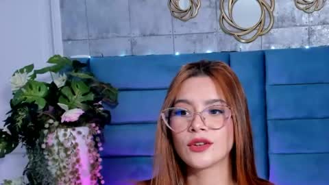 Sara Alvarezx online show from 7, 7, 2026