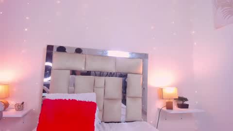 Sara And Stiven online show from 22, 1, 2025