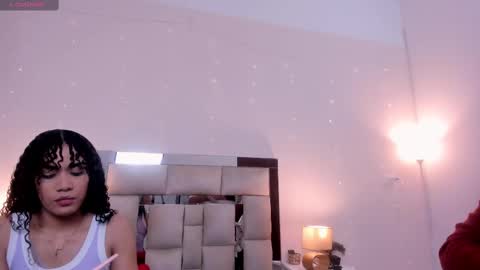 Sara And Stiven online show from 5, 3, 2025