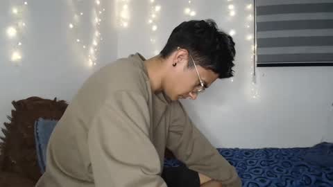 sara and thomas online show from 30, 1, 2025