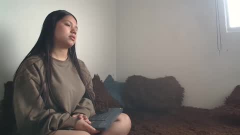 sara and thomas online show from 13, 2, 2025