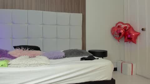   online show from 21, 2, 2025