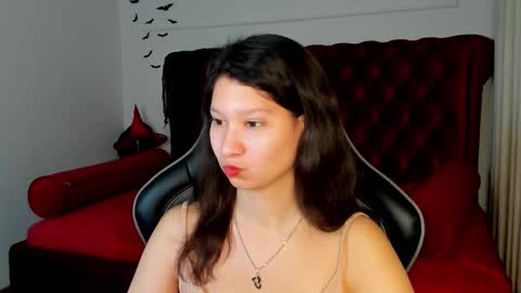 Snapshot of saradenars chatting on 11, 11, 2025 SaraDenars online show from 11, 11, 2025