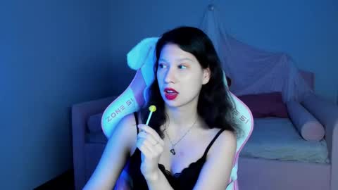 Snapshot of saradenars chatting on 14, 11, 2025 SaraDenars online show from 14, 11, 2025