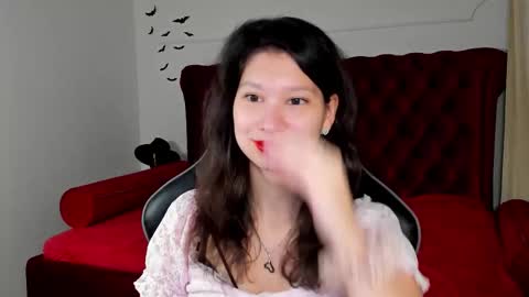 Snapshot of saradenars chatting on 17, 11, 2025 SaraDenars online show from 17, 11, 2025