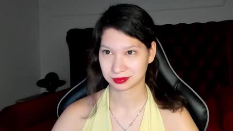 Snapshot of saradenars chatting on 24, 11, 2025 SaraDenars online show from 24, 11, 2025