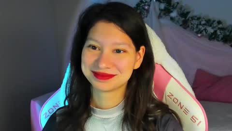 Snapshot of saradenars chatting on 14, 12, 2025 SaraDenars online show from 14, 12, 2025