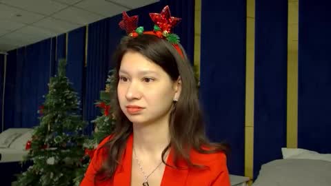 Snapshot of saradenars chatting on 15, 12, 2025 SaraDenars online show from 15, 12, 2025