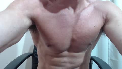 saradorj92 online show from 12, 1, 2026