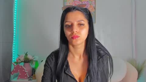 Snapshot of sarah_blake_ chatting on 27, 4, 2026 Sara online show from 27, 4, 2026
