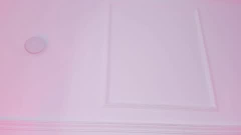 Sarah Bonneth online show from 9, 4, 2026