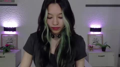 Snapshot of sarah_cute028 chatting on 8, 7, 2026 Sarah online show from 8, 7, 2026