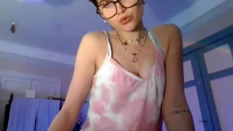 Sarah online show from 8, 3, 2026