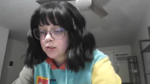 Snapshot of sarah_e_xx chatting on 31, 12, 2024 Sarah online show from 31, 12, 2024