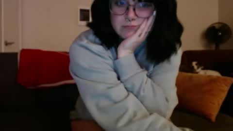 Snapshot of sarah_e_xx chatting on 12, 3, 2025 Sarah online show from 12, 3, 2025