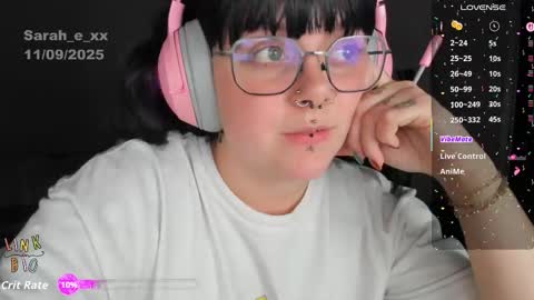 Snapshot of sarah_e_xx chatting on 10, 11, 2025 Sarah online show from 10, 11, 2025