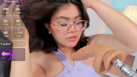 Snapshot of sarah_gold_1 chatting on 22, 2, 2025 Sarah online show from 22, 2, 2025