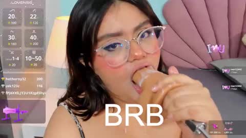 Snapshot of sarah_gold_1 chatting on 2, 3, 2025 Sarah online show from 2, 3, 2025