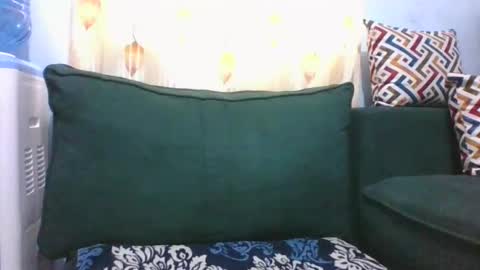 sarah_haggai online show from 5, 10, 2025