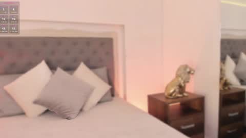 Snapshot of sarah_hiill chatting on 23, 12, 2024 online show from 23, 12, 2024