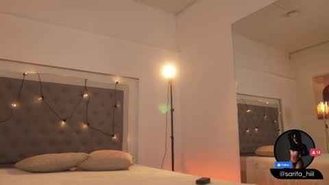 Snapshot of sarah_hiill chatting on 24, 9, 2025 online show from 24, 9, 2025