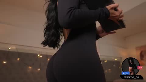 Snapshot of sarah_hiill chatting on 30, 9, 2025 online show from 30, 9, 2025