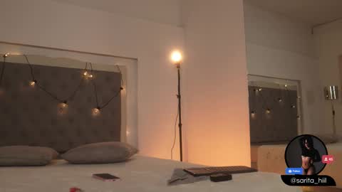 Snapshot of sarah_hiill chatting on 2, 10, 2025 online show from 2, 10, 2025