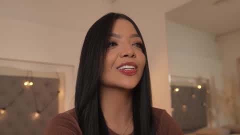 Snapshot of sarah_hiill chatting on 9, 10, 2025 online show from 9, 10, 2025