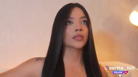 Snapshot of sarah_hiill chatting on 5, 11, 2025 online show from 5, 11, 2025