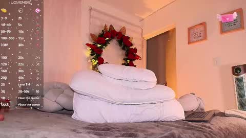 Sarah   online show from 27, 12, 2024