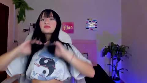 Sarah Ramirez online show from 13, 2, 2025