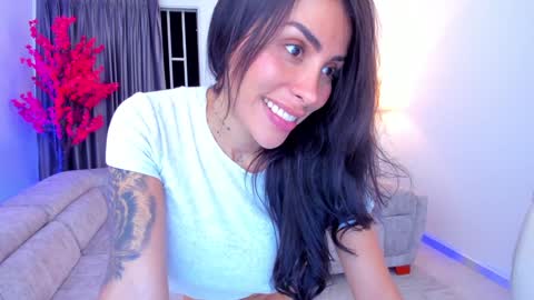 Snapshot of sarah_stonne_ chatting on 12, 12, 2024 Sarah online show from 12, 12, 2024
